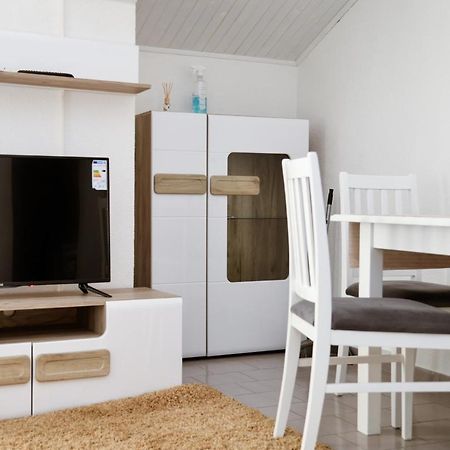 Iker Apartments Тиват Екстериор снимка